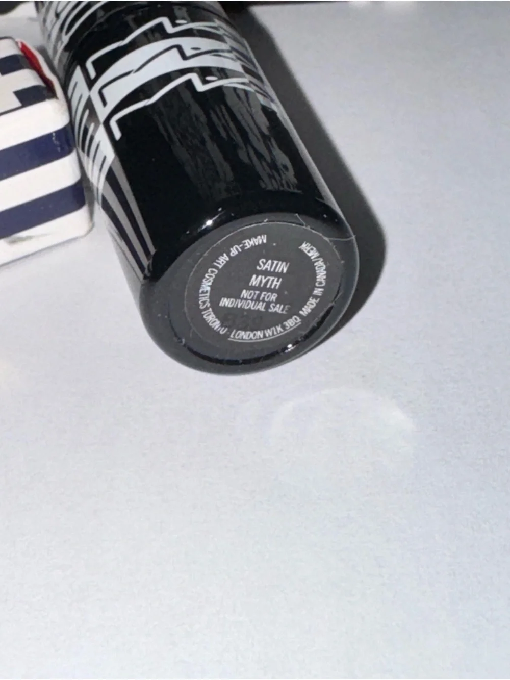 Mac Myth Lipstick-Graphic Gardens collection- Rare